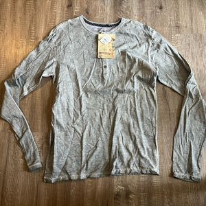 NWT Cohesive & Co long sleeve shirt small